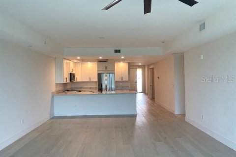 Condominio en alquiler en Osprey, Florida, 3 dormitorios, 179.95 m2 № 1788197 - foto 8