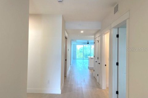 Condominio en alquiler en Osprey, Florida, 3 dormitorios, 179.95 m2 № 1788197 - foto 3