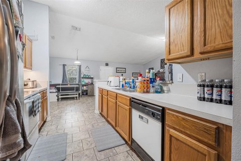 House in Palm Coast, Florida 4 bedrooms, 191.94 sq.m. № 1613699 - photo 8
