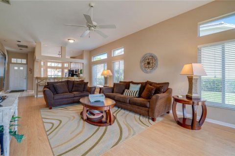 House in Fort Myers, Florida 2 bedrooms, 140.47 sq.m. № 1670752 - photo 24