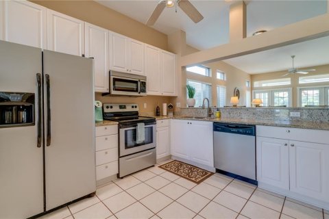 House in Fort Myers, Florida 2 bedrooms, 140.47 sq.m. № 1670752 - photo 4