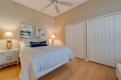 House in Fort Myers, Florida 2 bedrooms, 140.47 sq.m. № 1670752 - photo 12