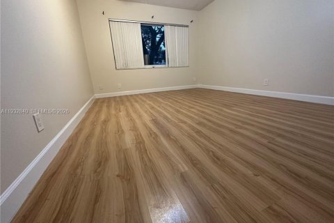 Condominio en alquiler en Fort Lauderdale, Florida, 2 dormitorios, 102.19 m2 № 1991103 - foto 11