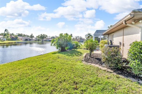 Casa en venta en Sarasota, Florida, 3 dormitorios, 187.94 m2 № 1630194 - foto 3