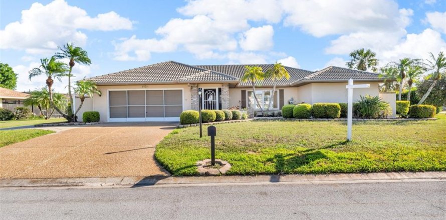 Casa en Sarasota, Florida 3 dormitorios, 187.94 m2 № 1630194