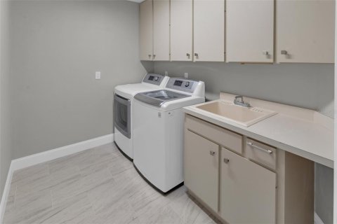 Casa en venta en Sarasota, Florida, 3 dormitorios, 187.94 m2 № 1630194 - foto 16