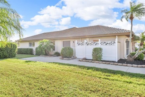 Casa en venta en Sarasota, Florida, 3 dormitorios, 187.94 m2 № 1630194 - foto 2