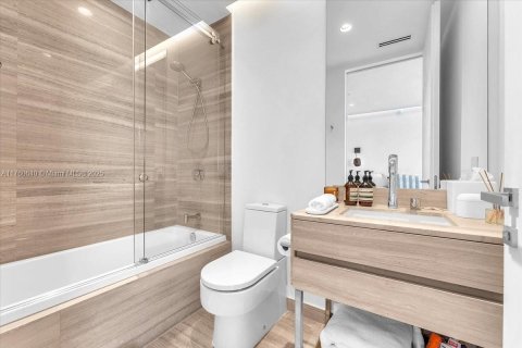 Copropriété à louer à Sunny Isles Beach, Floride: 4 chambres, 249.16 m2 № 1707284 - photo 21