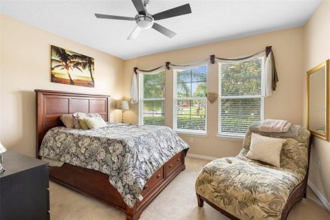 House in Apopka, Florida 4 bedrooms, 253.72 sq.m. № 1761299 - photo 7
