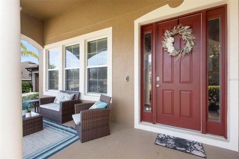 House in Apopka, Florida 4 bedrooms, 253.72 sq.m. № 1761299 - photo 4