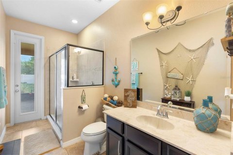 House in Apopka, Florida 4 bedrooms, 253.72 sq.m. № 1761299 - photo 20