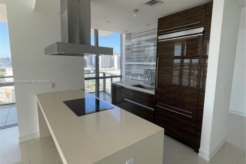 Купить кондоминиум в Майами, Флорида 2 спальни, 153.01м2, № 1704012 - фото 17
