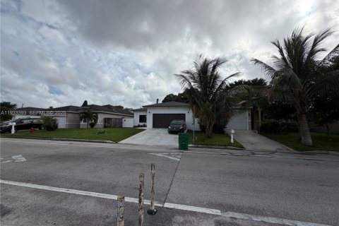 Land in Fort Lauderdale, Florida № 2062707 - photo 9