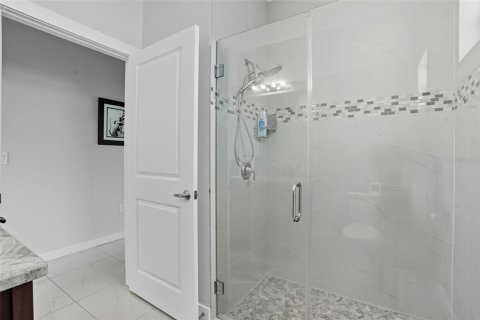 House in Cape Coral, Florida 3 bedrooms, 183.02 sq.m. № 1910590 - photo 21