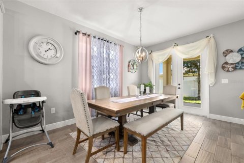 Casa en venta en Davenport, Florida, 4 dormitorios, 191.19 m2 № 2231907 - foto 9