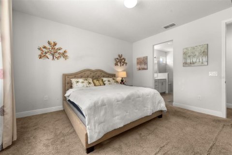 Casa en venta en Davenport, Florida, 4 dormitorios, 191.19 m2 № 2231907 - foto 16