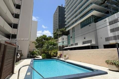 Condo in Miami, Florida, 2 bedrooms  № 1978798 - photo 20