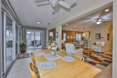 Casa en venta en Sun City Center, Florida, 2 dormitorios, 164.9 m2 № 1903759 - foto 8