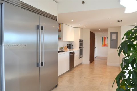 Снять в аренду кондоминиум в Майами, Флорида 2 спальни, 205.78м2, № 1990631 - фото 6