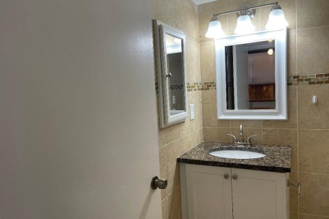 Copropriété à louer à Hollywood, Floride: 1 chambre, 74.32 m2 № 2254685 - photo 16