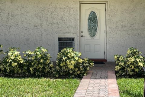 Copropriété à louer à Hollywood, Floride: 1 chambre, 74.32 m2 № 2254685 - photo 17