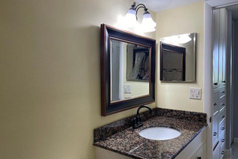 Copropriété à louer à Hollywood, Floride: 1 chambre, 74.32 m2 № 2254685 - photo 13