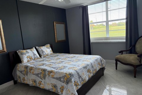 Copropriété à louer à Hollywood, Floride: 1 chambre, 74.32 m2 № 2254685 - photo 10
