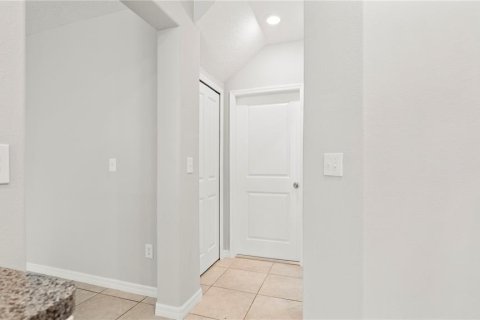 Villa ou maison à vendre à Tampa, Floride: 4 chambres, 163.88 m2 № 1888550 - photo 15