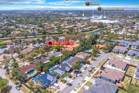 House in Palmetto Bay, Florida 4 bedrooms, 215.53 sq.m. № 1862961 - photo 29