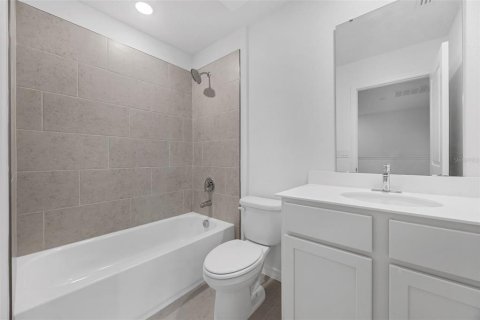 Купить таунхаус в Деланд, Флорида 10 комнат, 154.5м2, № 2208740 - фото 16
