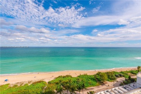 Купить кондоминиум в Майами-Бич, Флорида 39.95м2, № 1704461 - фото 8