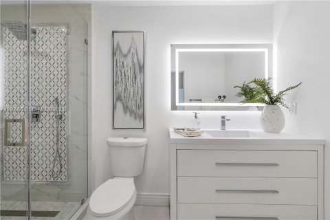 Casa en venta en Plantation, Florida, 5 dormitorios № 1993214 - foto 23