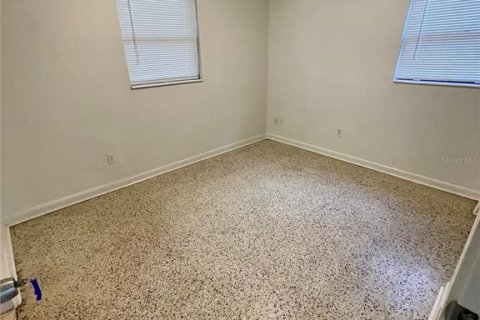 House in Saint Petersburg, Florida 3 bedrooms, 117.8 sq.m. № 1813191 - photo 20