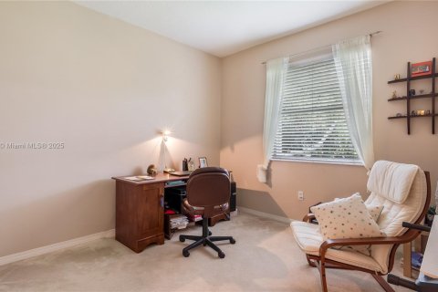 Adosado en venta en Miramar, Florida, 4 dormitorios, 180.14 m2 № 1731036 - foto 26