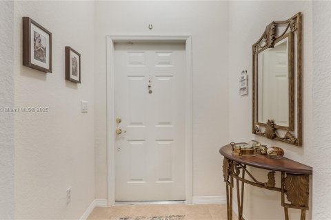 Adosado en venta en Miramar, Florida, 4 dormitorios, 180.14 m2 № 1731036 - foto 4