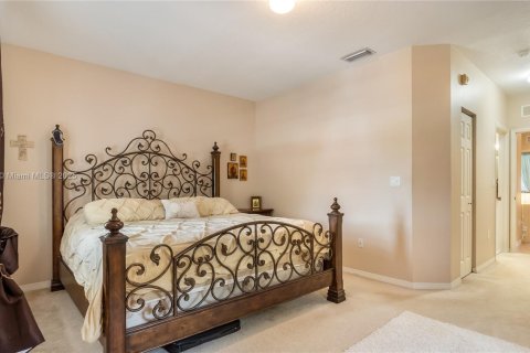 Adosado en venta en Miramar, Florida, 4 dormitorios, 180.14 m2 № 1731036 - foto 23