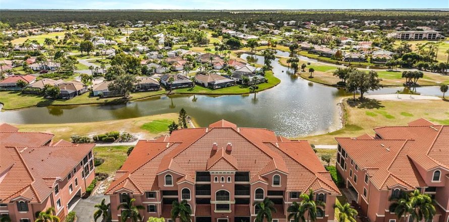 Condo in Punta Gorda, Florida, 2 bedrooms  № 2166605
