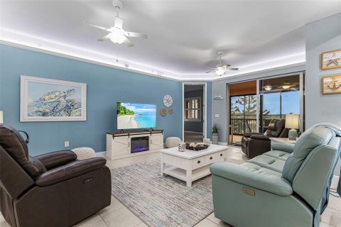 Condo in Punta Gorda, Florida, 2 bedrooms  № 2166605 - photo 3