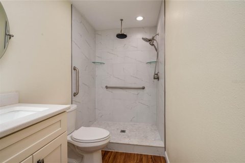 House in Winter Haven, Florida 3 bedrooms, 187.11 sq.m. № 1808691 - photo 15