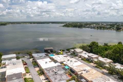 House in Winter Haven, Florida 3 bedrooms, 187.11 sq.m. № 1808691 - photo 30