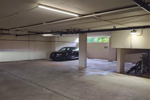 Condo in Lauderhill, Florida, 2 bedrooms  № 1890108 - photo 27