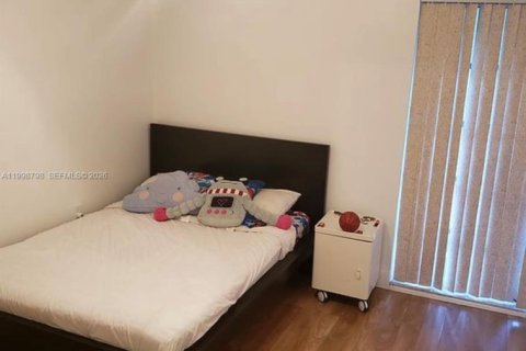 Adosado en venta en Hollywood, Florida, 4 dormitorios, 155.15 m2 № 2066933 - foto 8