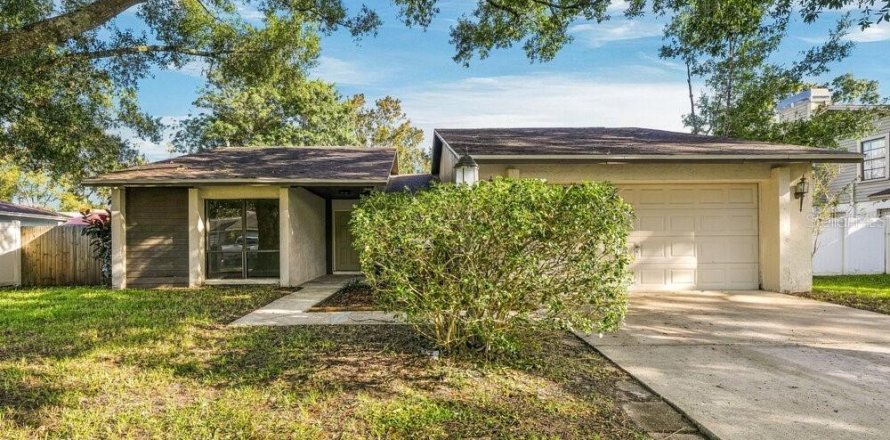 Villa ou maison à Tampa, Floride 3 chambres, 147.81 m2 № 2436703
