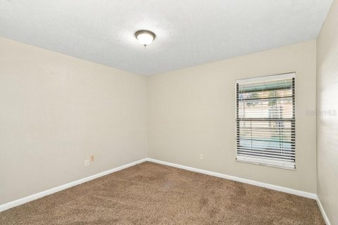 Villa ou maison à louer à Tampa, Floride: 3 chambres, 147.81 m2 № 2436703 - photo 13