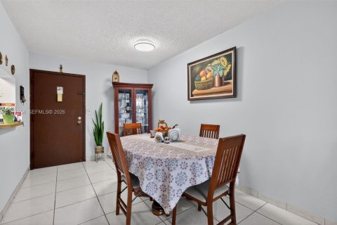 Condominio en venta en Miami, Florida, 2 dormitorios, 84.91 m2 № 2272461 - foto 7