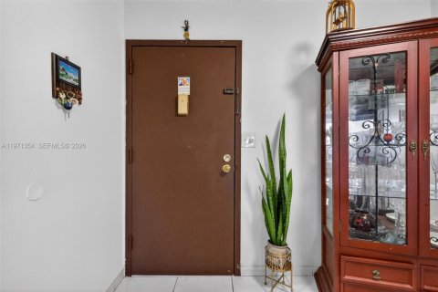 Condominio en venta en Miami, Florida, 2 dormitorios, 84.91 m2 № 2272461 - foto 5