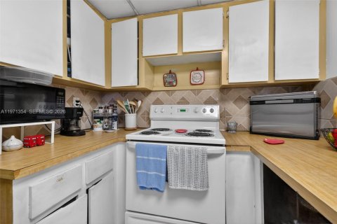 Condominio en venta en Miami, Florida, 2 dormitorios, 84.91 m2 № 2272461 - foto 13