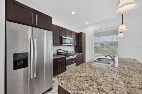 Villa ou maison à vendre à Cape Coral, Floride: 3 chambres, 147.99 m2 № 2203799 - photo 5