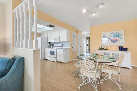 House in Venice, Florida 2 bedrooms, 175.21 sq.m. № 1681718 - photo 9