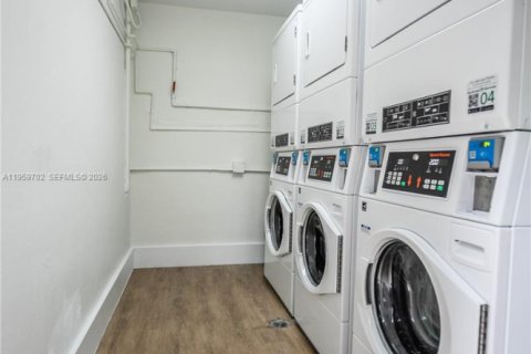 Appartement à louer à Miami Beach, Floride: 2 chambres, 92.9 m2 № 2019965 - photo 6